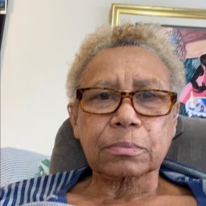 Meet your Posher, Sandra